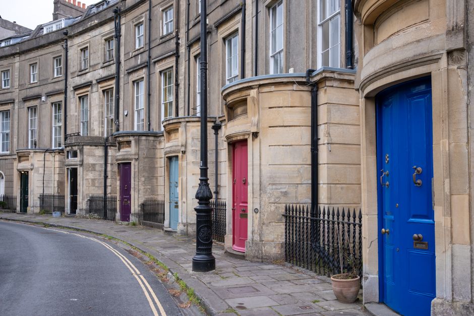 Renovated Two-Bedroom Flat — thumbnail 2